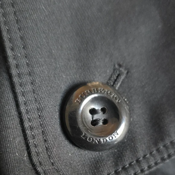 Burberry Classic Black Belted Trench Coat - Picture 11 of 15